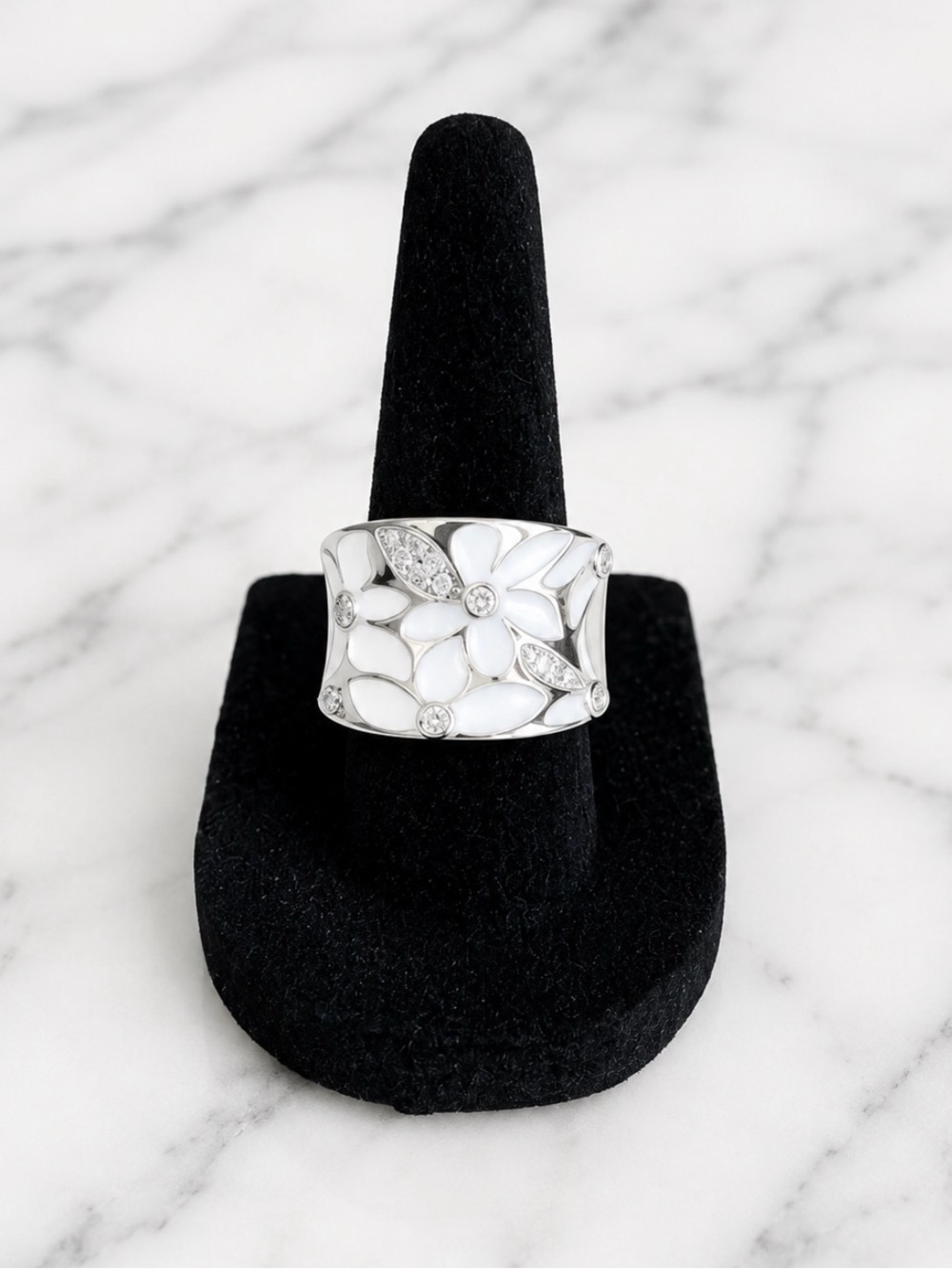 White Floral Enamel Silver Tone Wide Band Ring Size 6